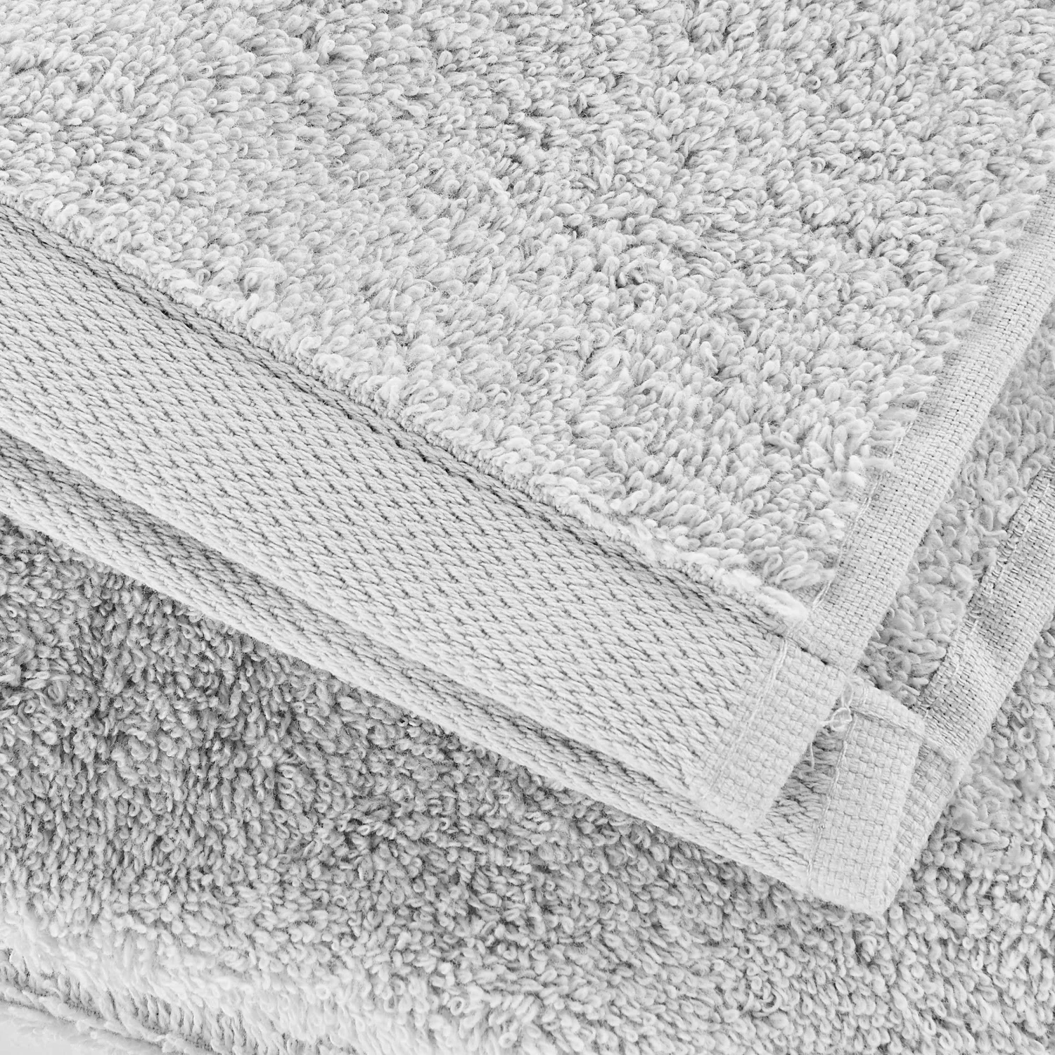 Duschhandtuch 70x140 Cm FABULOUS In Hellgrau 3 Duschhandtuch 70x140 Cm FABULOUS In Hellgrau - Image 3