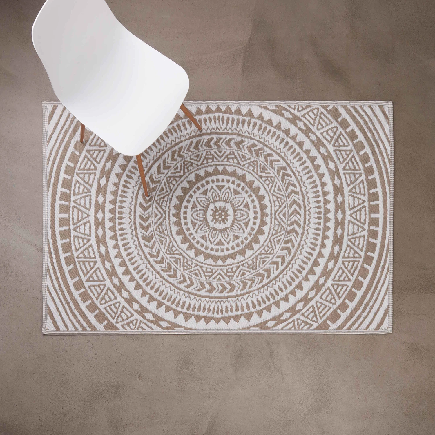 In- & Outdoor-Teppich Circles L 180 X B 118cm COLOUR CLASH In Beige 8 In- & Outdoor-Teppich Circles L 180 X B 118cm COLOUR CLASH In Beige - Image 8