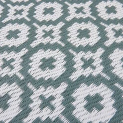 In- & Outdoor-Teppich Mosaik L 180 X B 118cm COLOUR CLASH In Salbei -Butlers butlers in and outdoor teppich mosaik l 180 x b 118cm colour clash in salbei 4