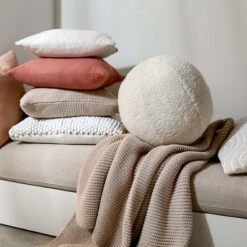 Kissen L 50 X B 50cm AVA In Taupe -Butlers butlers kissen l 50 x b 50cm ava in taupe 5