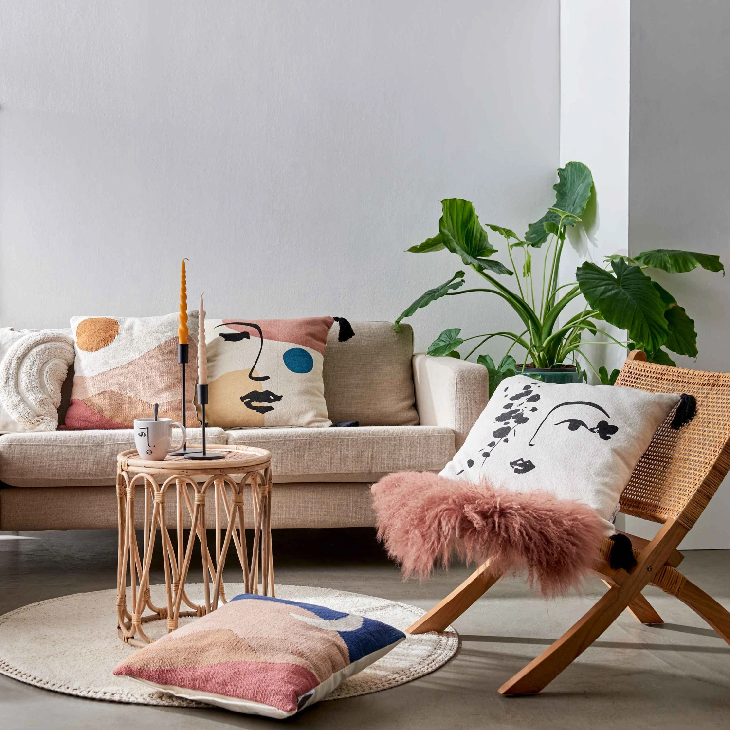 Kissen Line Art L 50 X B 50cm MUSE In Natur-Schwarz 2 Kissen Line Art L 50 X B 50cm MUSE In Natur-Schwarz - Image 2