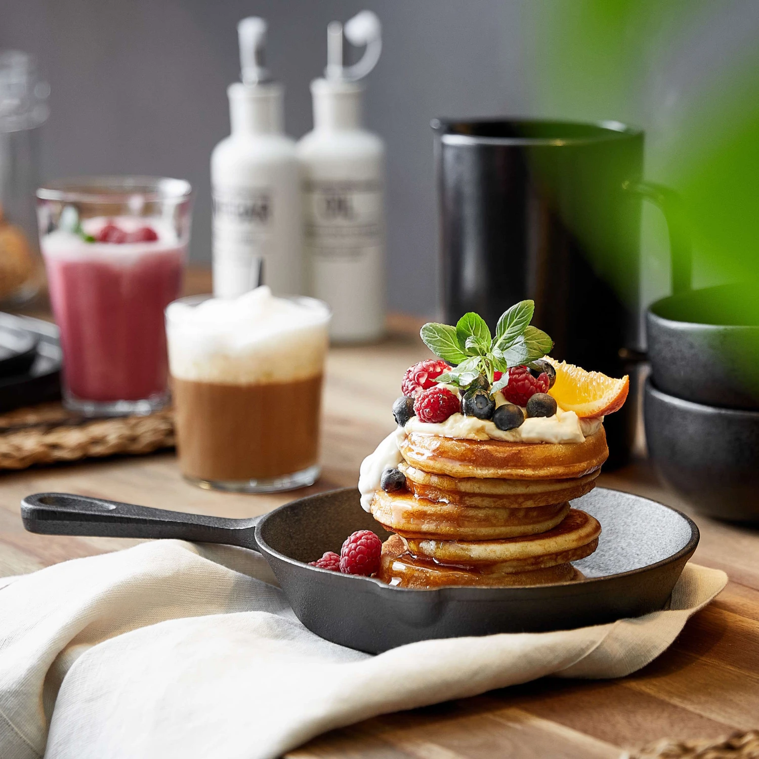 Shakshuka-Pfanne Ø20cm SHAKSHUKA In Schwarz 2 Shakshuka-Pfanne Ø20cm SHAKSHUKA In Schwarz - Image 2